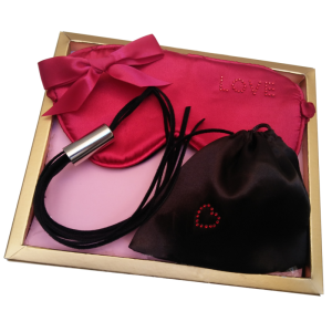 INEDIT - KIT DE FOUET DOMINATRIX