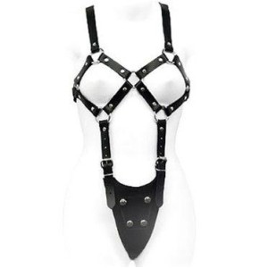 LEATHER BODY - FEMME CORPS EXPOSÉ