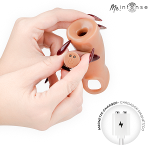 MR INTENSE - ARNOLD L VIBRATEUR MANCHON PÉNIS EN SILICONE AVEC TÉLÉCOMMANDE 16 CM -Ø- 4,5 CM
